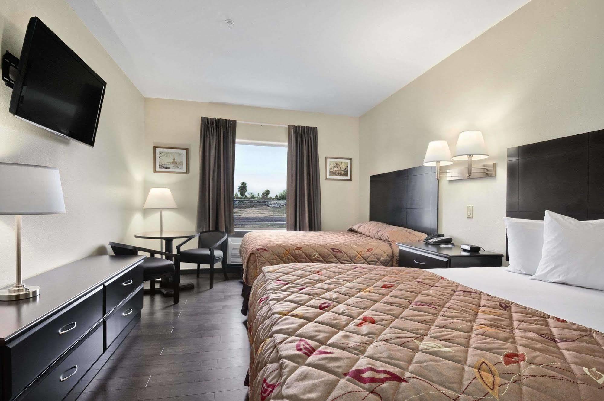 Travelodge Pharr McAllen Buitenkant foto