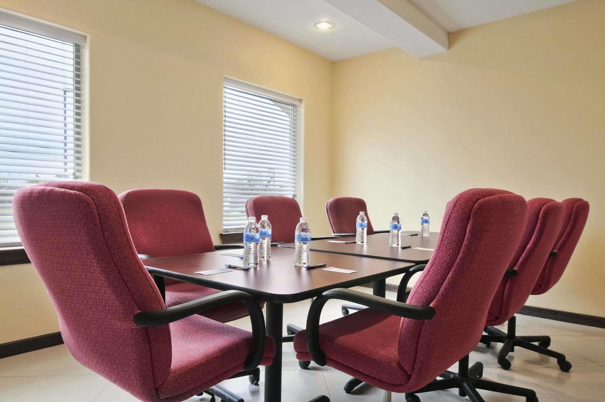 Travelodge Pharr McAllen Restaurant foto